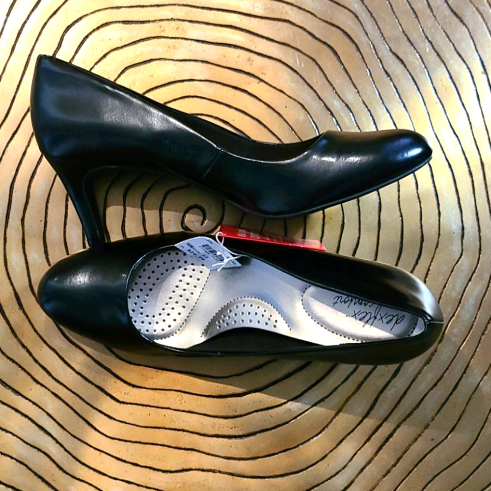 Black 3-Inch Heeled Pumps